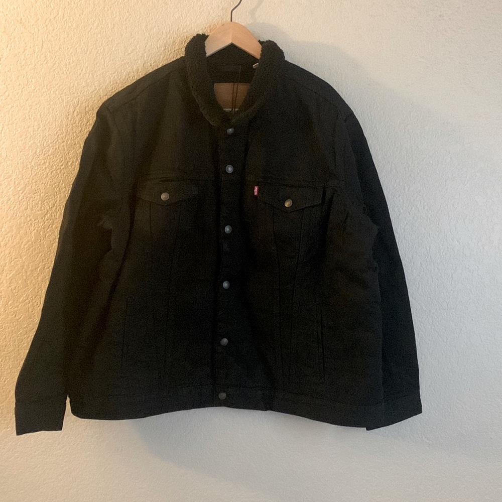 Levi’s Premium Sherpa Trucker Jacket *Multiple Sizes*